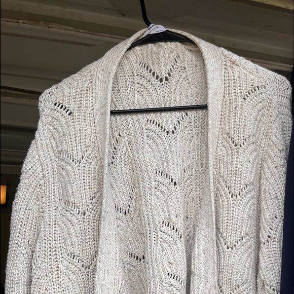 Women’s XL shirts - Picture 2 of 4